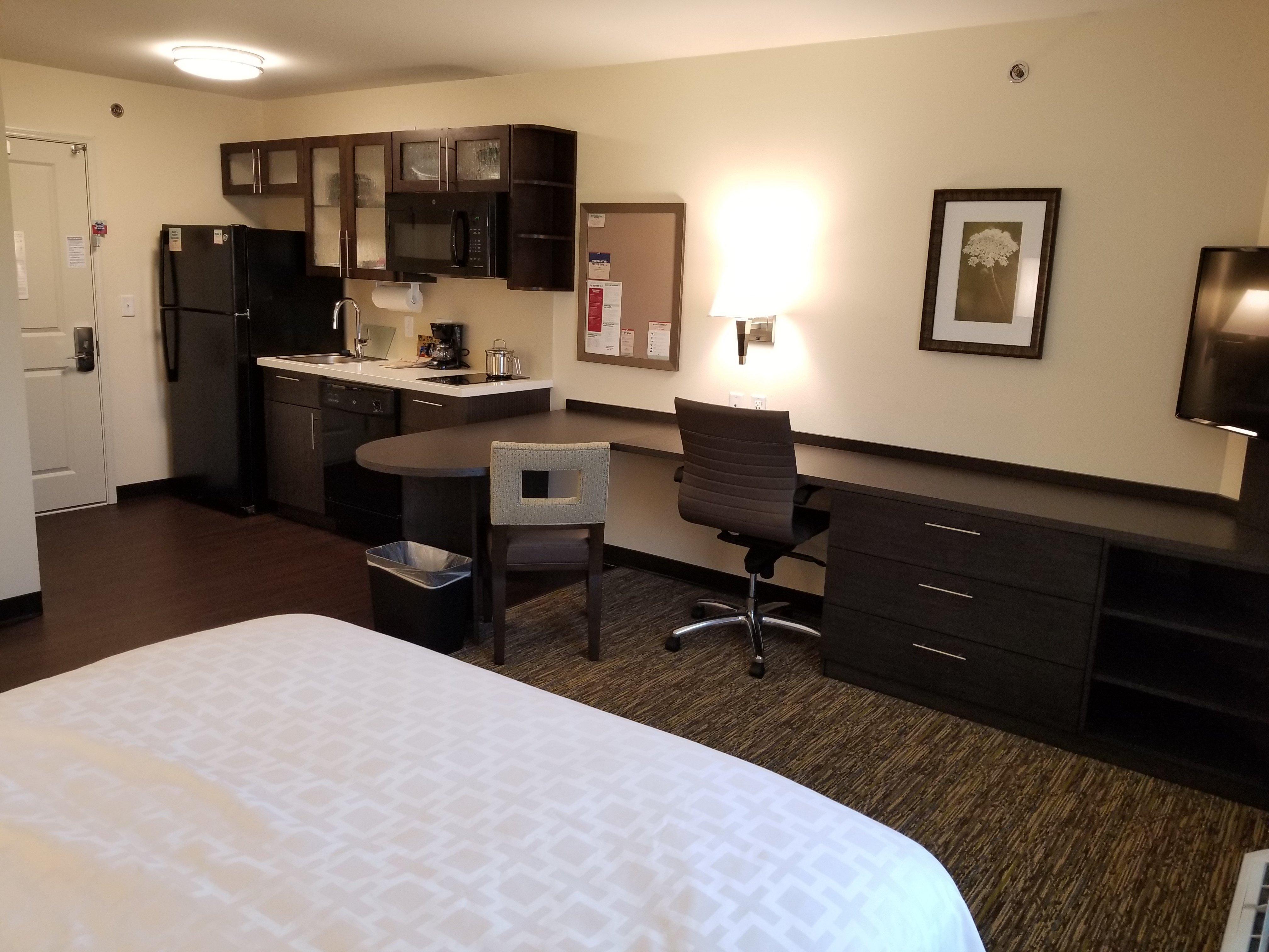 Candlewood - By Ihg Davenport